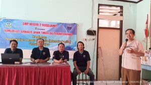 Pelajar SMPN 2 Rogojampi Antusias Ikuti Pelatihan Jurnalistik dari KJJT Banyuwangi di Banyuwangi