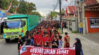 SMK Muhammadiyah 6 Rogojampi Tutup Perayaan HUT RI ke-79 dengan Gebyar Jalan Sehat dan Bazar di Banyuwangi