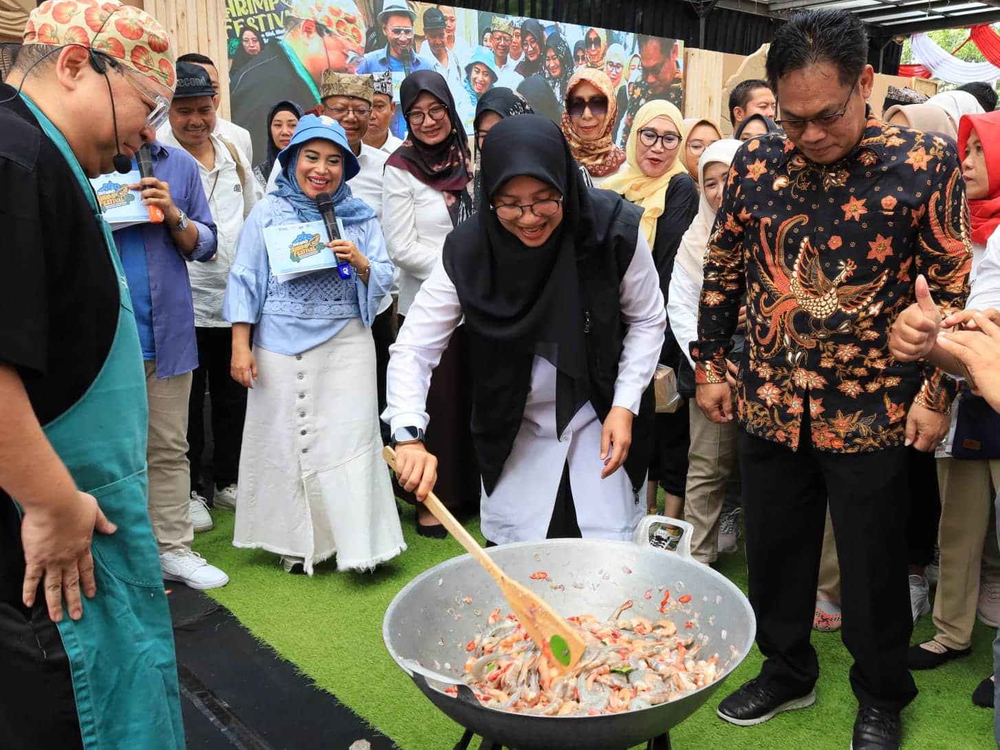 Shrimp Festival Banyuwangi Sinergi Budidaya Udang Ramah Lingkungan dan Teknologi Modern Shrimp Festival Banyuwangi Sinergi Budidaya Udang Ramah Lingkungan dan Teknologi Modern