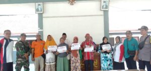 Penyaluran Bantuan Sosial BLT DD di Desa Kebondalem Berjalan Lancar