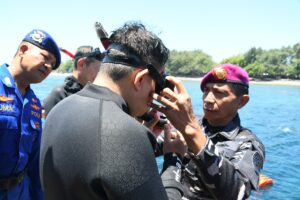 Palaksa Lanal Banyuwangi bersiap snorkeling
