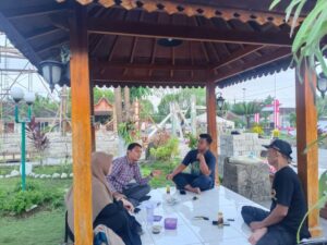 Penelitian PPIM UIN Jakarta mengungkap inovasi "Green Islam" yang digerakkan oleh akar rumput dengan kolaborasi lintas agama