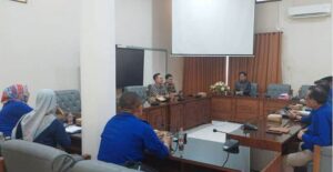 Komisi III DPRD Kabupaten Banyuwangi menggelar rapat kerja perdana periode 2024-2029 dengan agenda utama mengevaluasi kinerja Perusahaan Umum Daerah Air Minum (PUDAM) Banyuwangi.