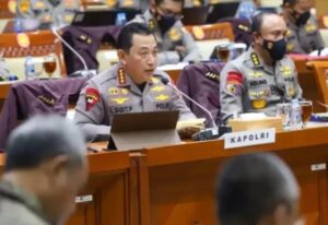 Kapolri Jenderal Listyo Sigit Prabowo mutasi 13 perwira menengah Polri berpangkat AKBP ke jabatan strategis di berbagai daerah