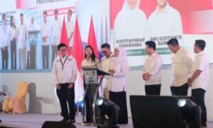 Khofifah-Emil kenalkan 8 juru bicara