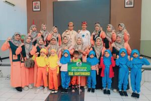 Kontingen IGRA Banyuwangi berfoto bersama sebelum berangkat ke Surabaya.