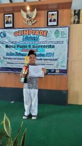 Mohamad Hafis Mahardika juara 2 lomba bercerita