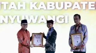 Kabupaten Banyuwangi menerima Penghargaan Sistem Akuntabilitas Kinerja Instansi Pemerintah (SAKIP) 2024