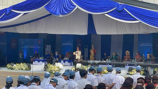 Mendikdasmen Abdul Mu'ti berpidato