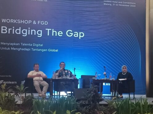 Perwakilan SMK Models menghadiri sosialisasi program kolaborasi SMK dan Industri