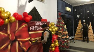 Sterilisasi gereja oleh Polresta Banyuwangi.