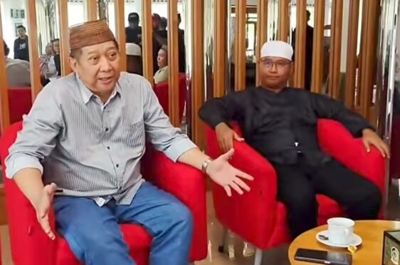 Pertemuan mediasi terkait penolakan kehadiran Habib Syekh di Banyuwangi.