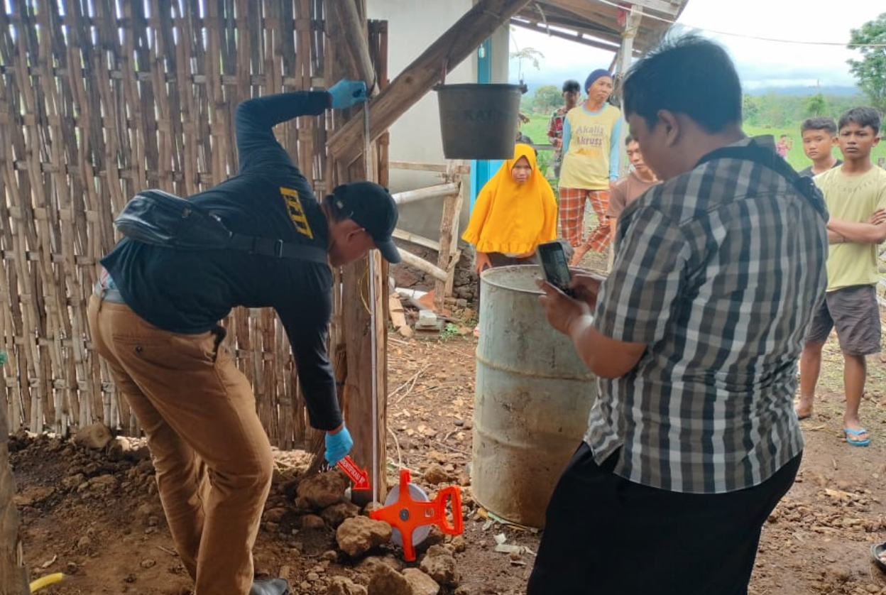 Diduga Masalah Ekonomi, IRT di Banyuwangi Akhiri Hidup dengan Gantung Diri TKP Ibu rumah tangga di wongsorejo banyuwangi gantung diri