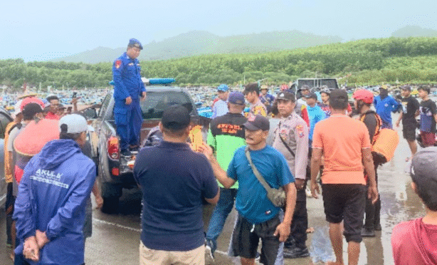 Tim SAR menemukan nelayan yang hanyut di banyuwangi