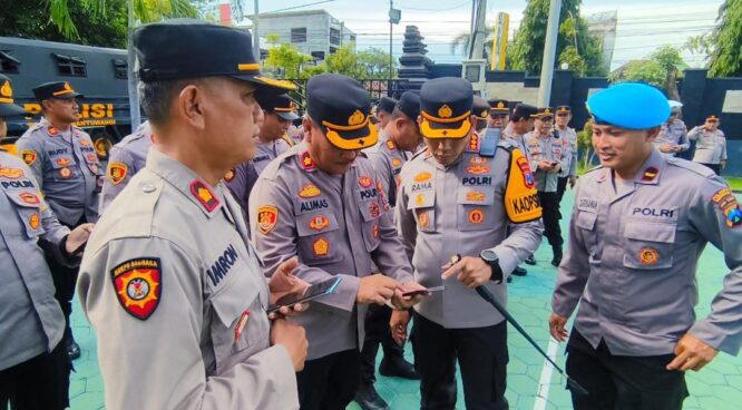 Sidak HP Personel Polresta Banyuwangi