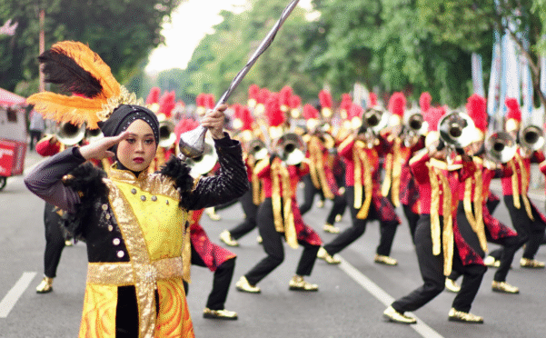 Aksi Drumband di Kejuaraan Banyuwangi