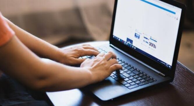 Guru honorer cek pengumuman PPPK