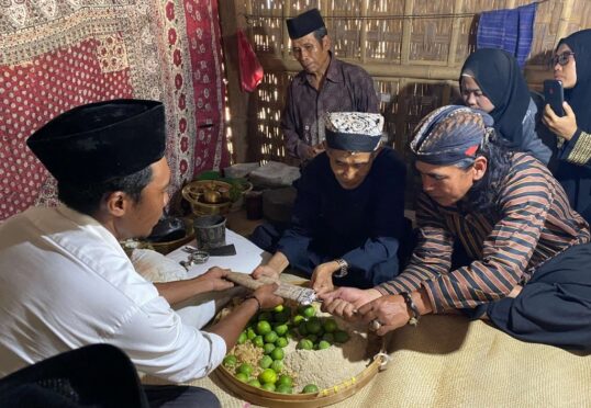 Prosesi Resik Kagungan di Cungking, Banyuwangi