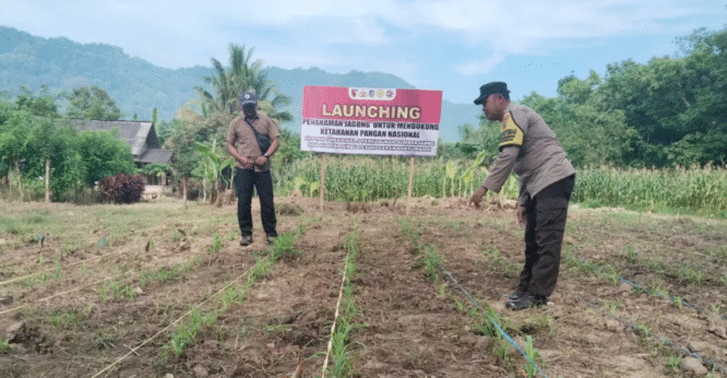 Pendampingan petani oleh Polri dalam mendukung ketahanan pangan
