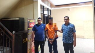 Petugas Polresta Banyuwangi amankan pengedar sabu di Boyolangu.