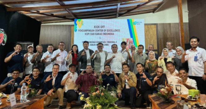 Momen peresmian Center of Excellence Kakao di Kebun Kendenglembu, Banyuwangi.