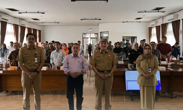 Rapat koordinasi layanan BPJS Kesehatan di Banyuwangi.