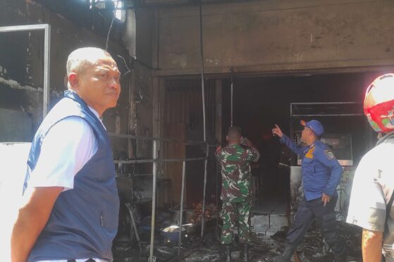 Gerai ayam geprek terbakar di Banyuwangi