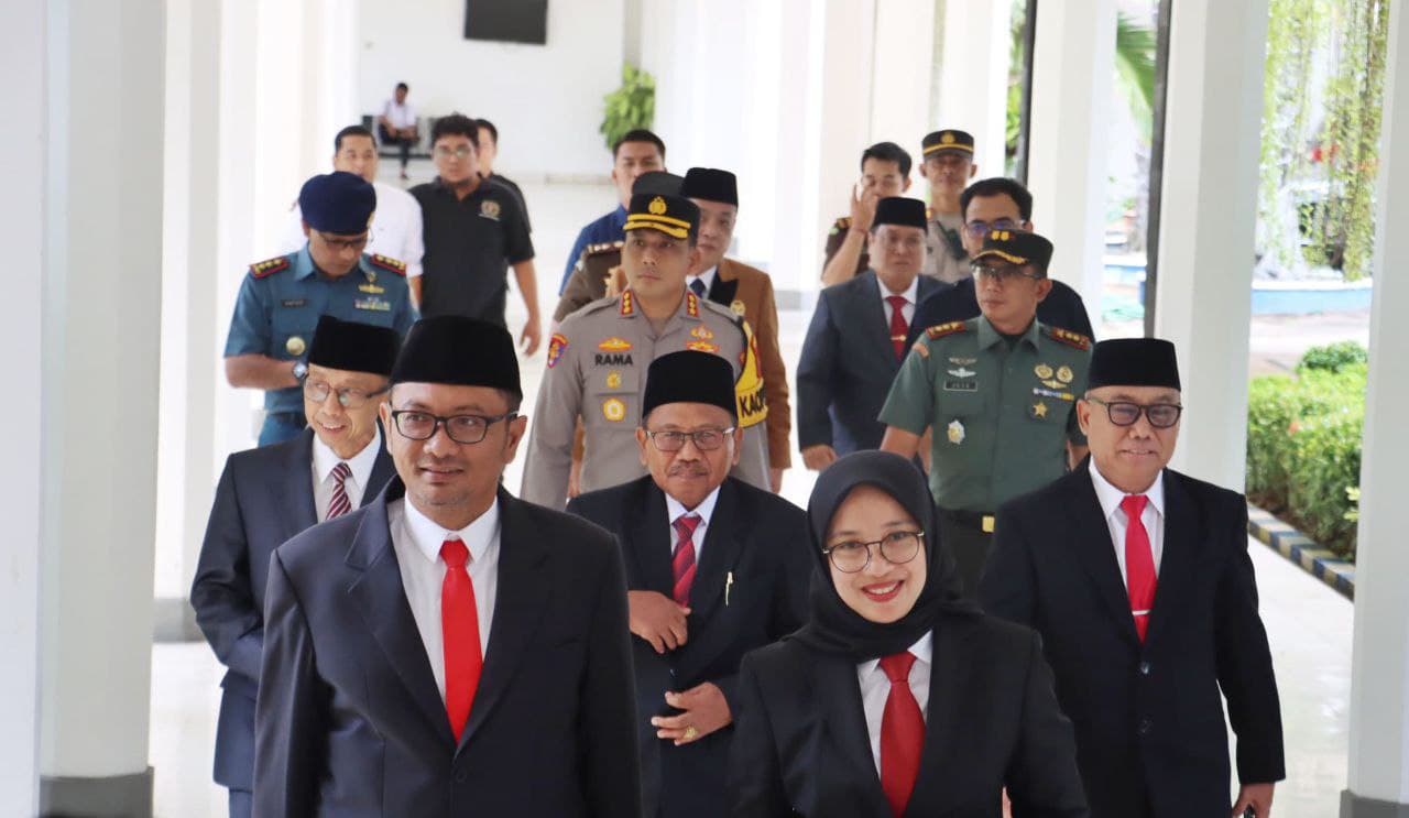 Komandan Kodim Banyuwangi Hadiri Rapat DPRD, Sinergi Pembangunan Daerah Diperkuat Komandan Kodim Banyuwangi, Letkol Arh Joko Sukoyo, hadir di rapat paripurna DPRD Banyuwangi