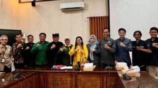 Sosialisasi bantuan hukum gratis oleh LBH di Banyuwangi