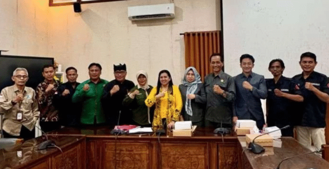 Sosialisasi bantuan hukum gratis oleh LBH di Banyuwangi