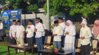 Suasana Festival Ngrandu Buko di Pantai Marina Boom