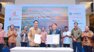 Penandatanganan MOU antara Calypte Holding dan Annica Holding, kesepakatan jual beli listrik lintas negara (Indonesia-Singapura).