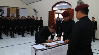 Lapas Banyuwangi Deklarasi Komitmen Bersama Perangi Narkoba dan Alat Komunikasi Ilegal