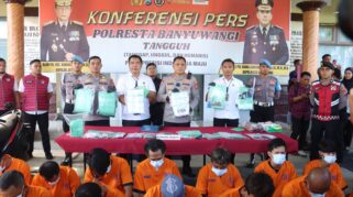 Kombes Pol Rama Samtama Putra, dalam konferensi pers Kasus Narkoba di halaman Mapolresta Banyuwangi