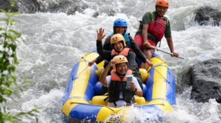 Sungai Badeng, Rafting Seru di Kaki Gunung Raung