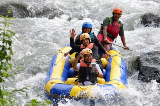 Sungai Badeng, Rafting Seru di Kaki Gunung Raung