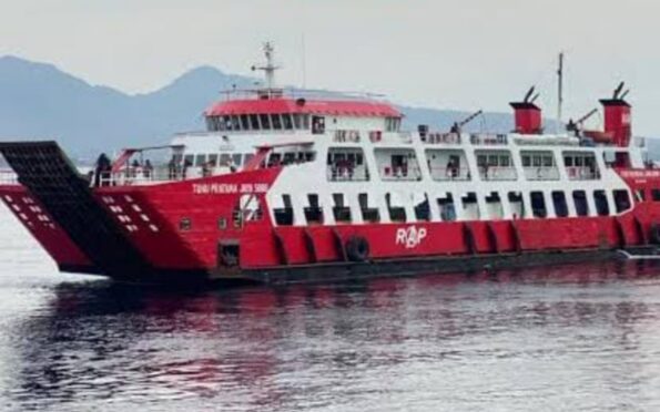 KMP Tunu Pratama Jaya yang Tenggelam di selat Bali