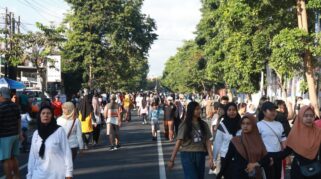 Ribuan Warga Padati CFD jl A Yani Banyuwangi