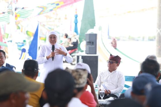 Gubernur Khofifah Temui Nelayan Muncar