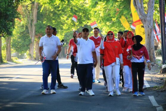 Semarak HUT ke-80 Kemerdekaan RI, Lapas Banyuwangi Gelar Jalan Sehat