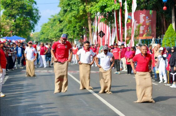 Meriahkan HUT ke-80 RI, Pemkab Banyuwangi Gelar Gebyar Merah Putih di CFD