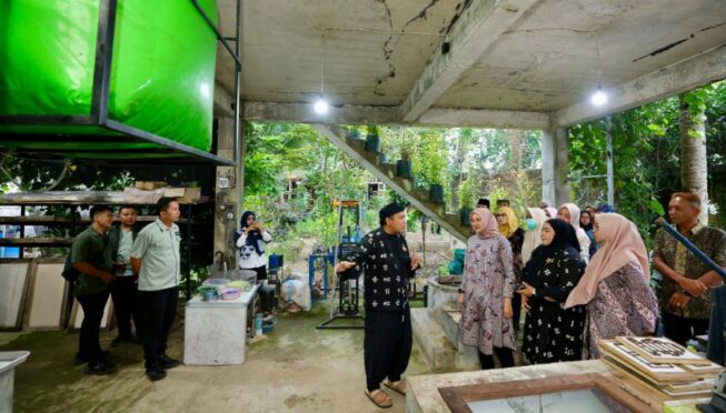 Bupati Ipuk Apresiasi Sky Farm Edukasi Glenmore