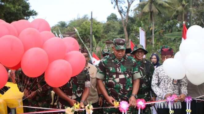 Jembatan TMMD ke-125 Diresmikan, Bukti Kemanunggalan TNI dan Rakyat di Banyuwangi