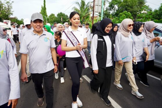 Ribuan peserta ikuti Parade Edukasi Kesehatan HKN 2025 di Banyuwangi