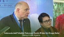 Indonesia Jadi Teladan Toleransi, Kemlu RI dan Uni Eropa Gelar Dialog Lintas Agama Delegasi Indonesia dan Uni Eropa berdiskusi dalam forum dialog lintas agama di Jakarta.