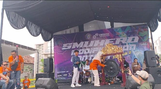 Smuhero Modification Contes Sesion 2 di SMK Muhammadiyah 6 Rogojampi