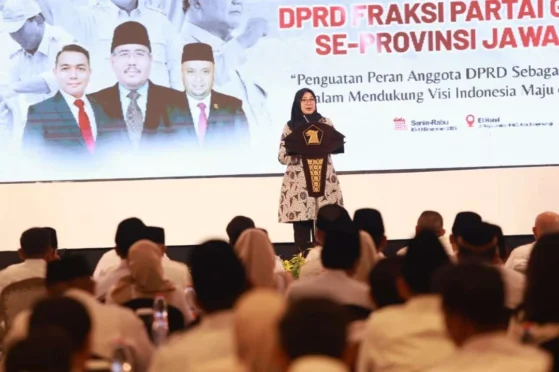 Bimtek Gerindra Jawa Timur di Banyuwangi bersama kepala daerah dan anggota DPRD.