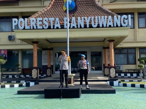 Kapolresta Banyuwangi memimpin apel di Mapolresta