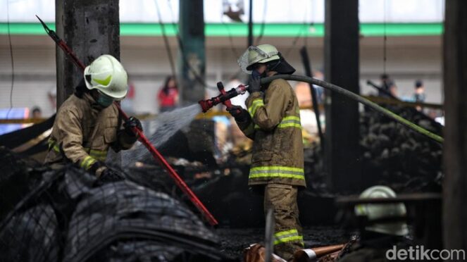 Kebakaran Pasar Induk Kramat Jati Jakarta Timur