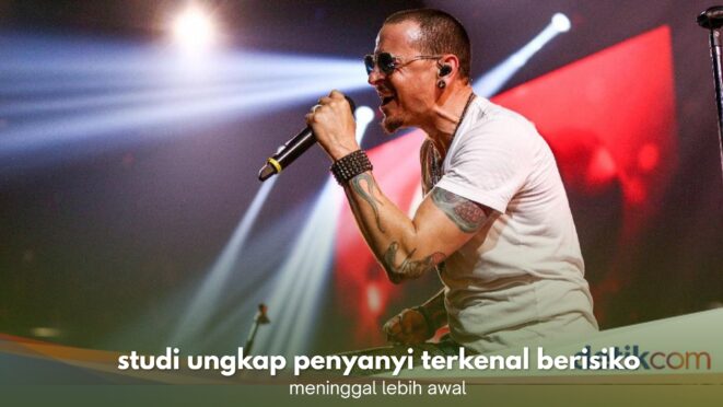 Chester Bennington saat tampil di atas panggung sebelum wafat pada 2017